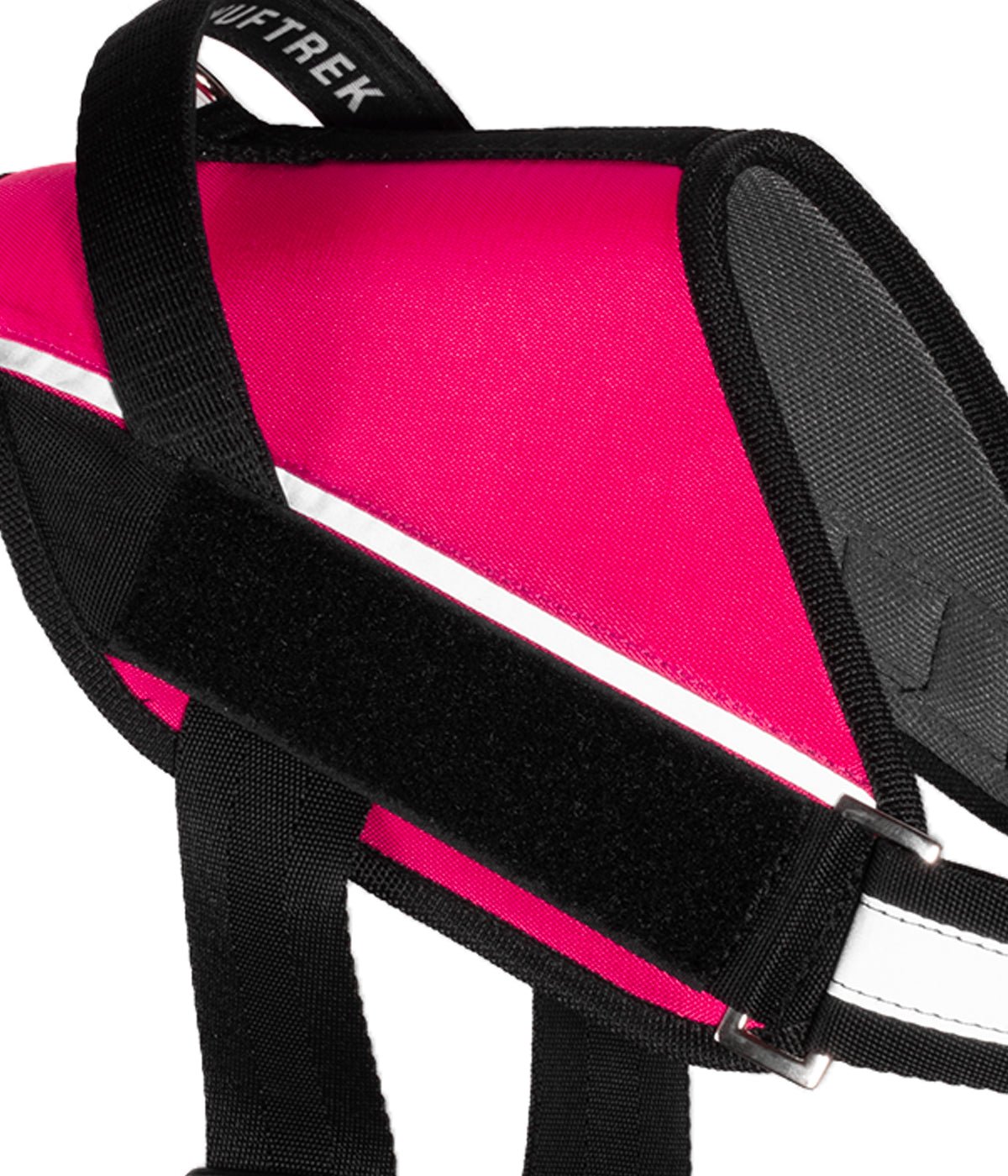 Detalle del velcro lateral del arnés para perros UrbanTrek para colocar parche personalizado