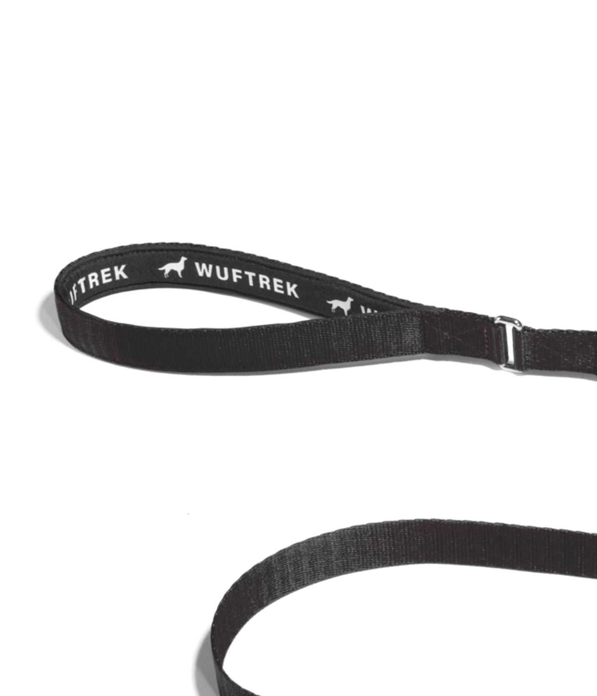 Handle detail on the black dog leash