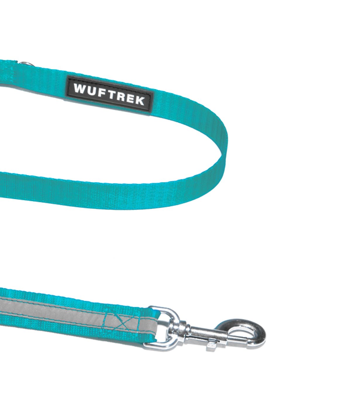 Detalle del herraje de la correa para perros color turquesa