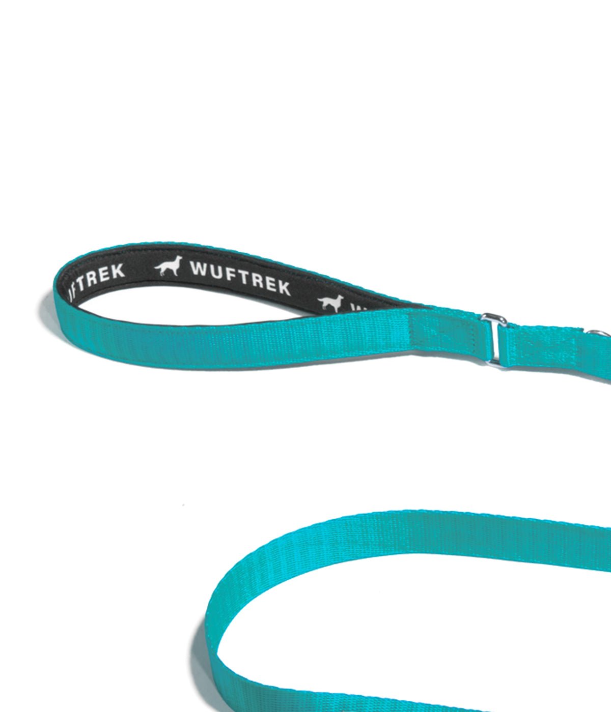 Handle detail on the turquoise dog leash