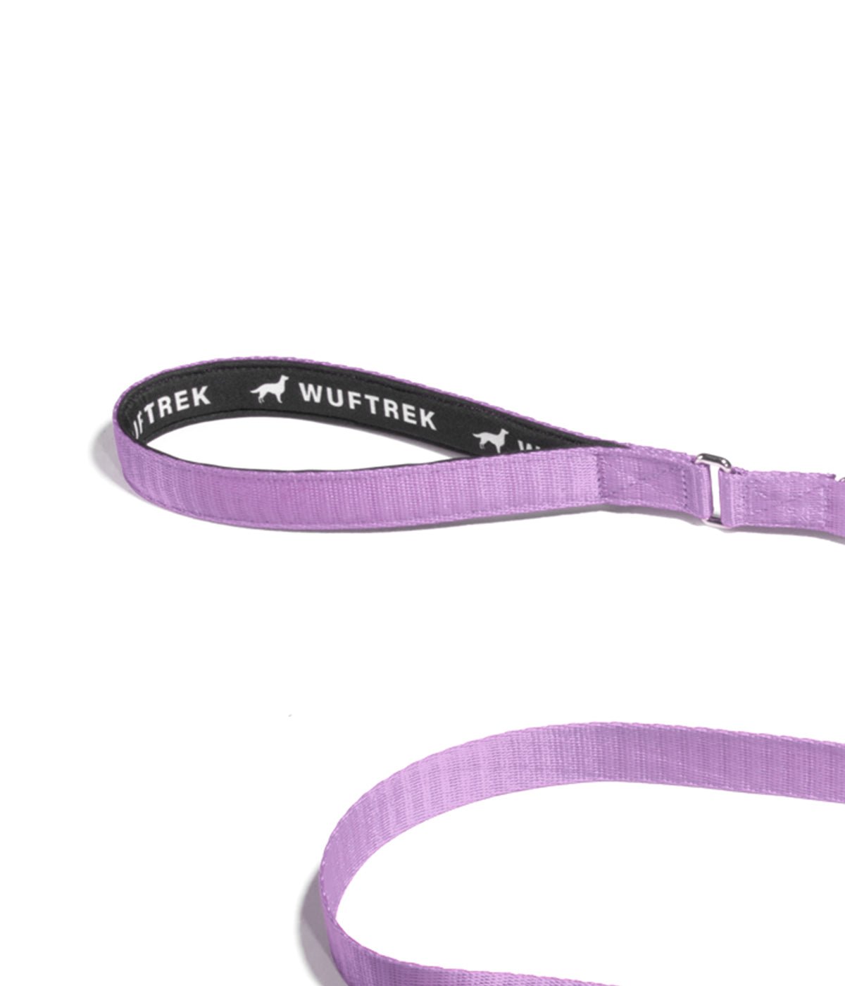 Handle detail on the lilac dog leash